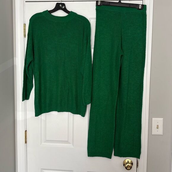 Free People Beach 2 piece green lounge outfit size XS 20-11 - Picture 3 of 3